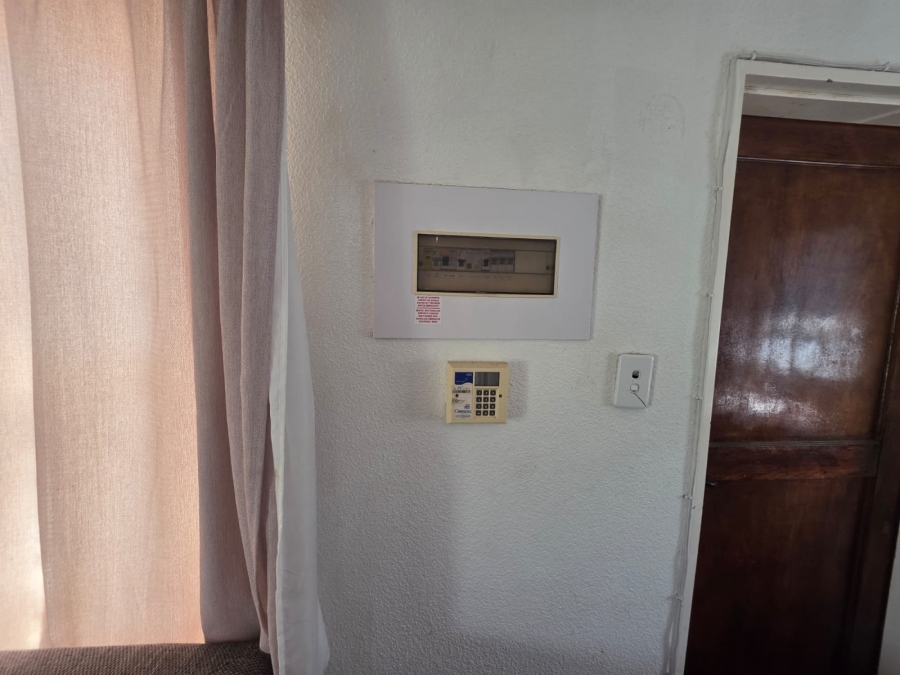 2 Bedroom Property for Sale in Roodepan Northern Cape
